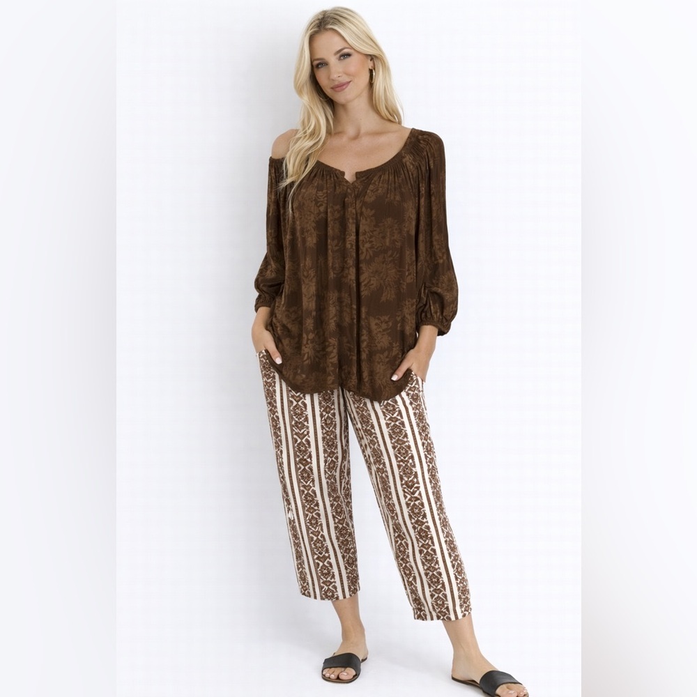 Crown & Ivy Brown Floral‎ Blouse